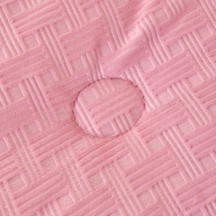 91家纺网 家纺一手货源 找家纺 栩裕纺织 2025新款华夫格牛奶绒北极绒冬被被子被芯 粉色