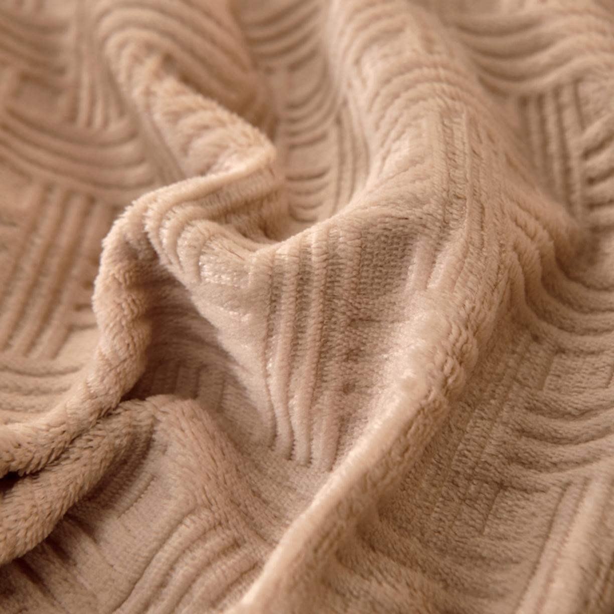 91家纺网 家纺一手货源 找家纺 栩裕纺织 2026新款华夫格牛奶绒北极绒冬被被子被芯 棕色