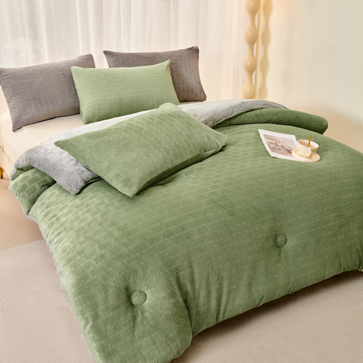 91家纺网 家纺一手货源 找家纺 栩裕纺织 2026新款华夫格牛奶绒北极绒冬被被子被芯 绿色