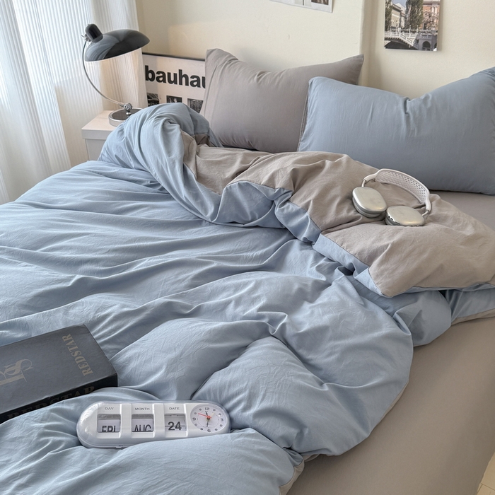 91家纺网 家纺一手货源 找家纺 桔禾家纺 2025新款ins风纯色水洗棉四件套双拼水洗棉学生三件套四件套 宾利蓝浅灰