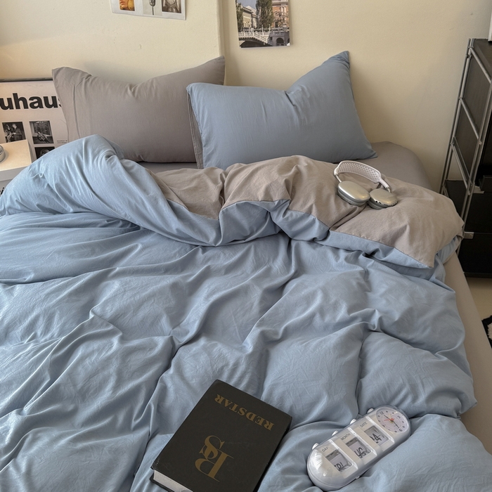 91家纺网 家纺一手货源 找家纺 桔禾家纺 2025新款ins风纯色水洗棉四件套双拼水洗棉学生三件套四件套 宾利蓝浅灰