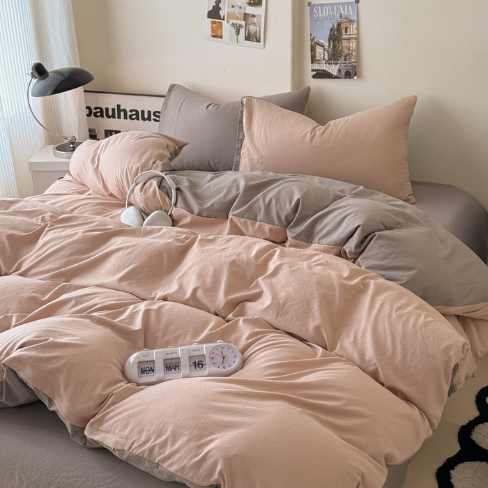 91家纺网 家纺一手货源 找家纺 桔禾家纺 2025新款ins风纯色水洗棉四件套双拼水洗棉学生三件套四件套 豆沙浅灰