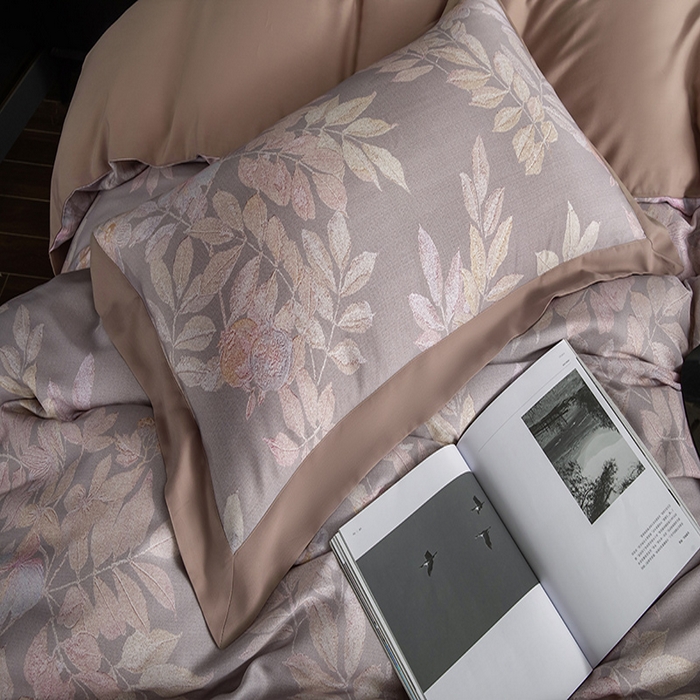 91家纺网 家纺一手货源 找家纺 栩裕纺织 2025新款艾康阳绒数码印花四件套 洛佩兹-粉