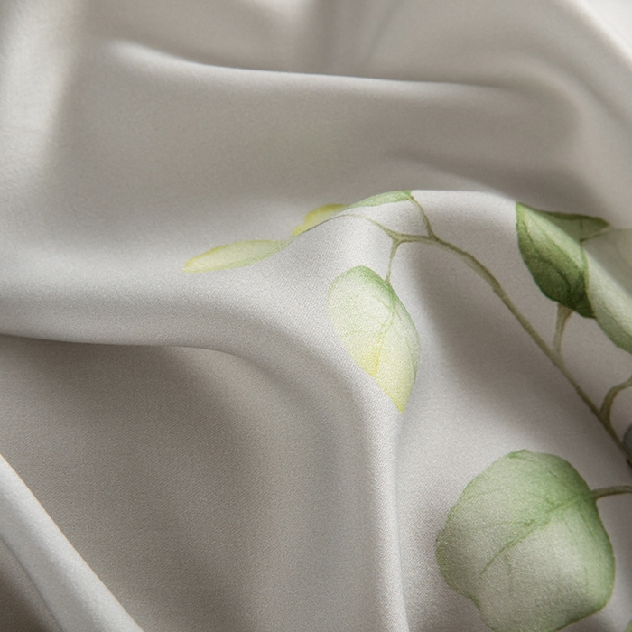 91家纺网 家纺一手货源 找家纺 栩裕纺织 2025新款艾康阳绒数码印花四件套 叶语柔情