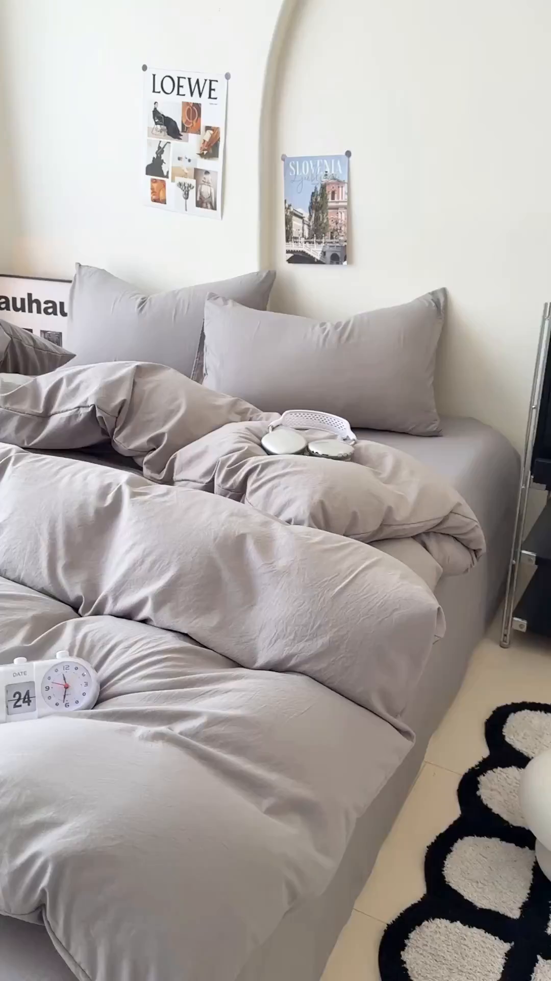 91家纺网 家纺一手货源 找家纺 桔禾家纺 2025新款ins风纯色水洗棉四件套双拼水洗棉学生三件套四件套 浅灰