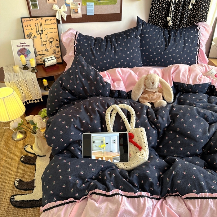 91家纺网 家纺一手货源 找家纺 （总）阿曼达 2025新款韩系法式慵懒氛围感印花泡芙花边四件套（专版花型）