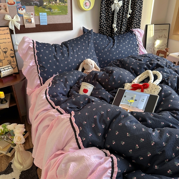 91家纺网 家纺一手货源 找家纺 （总）阿曼达 2025新款韩系法式慵懒氛围感印花泡芙花边四件套（专版花型）