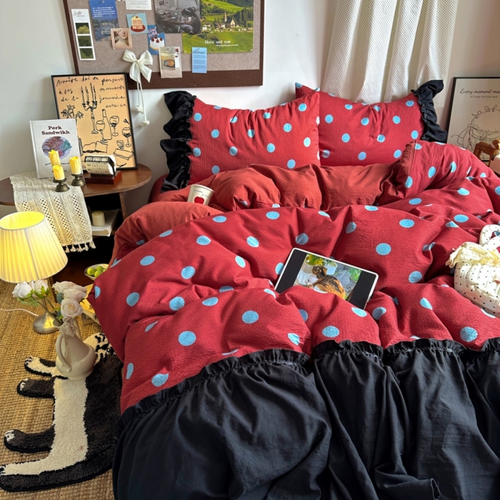 91家纺网 家纺一手货源 找家纺 阿曼达 2025新款韩系法式慵懒氛围感印花泡芙花边四件套（专版花型） 樱花泡芙-红