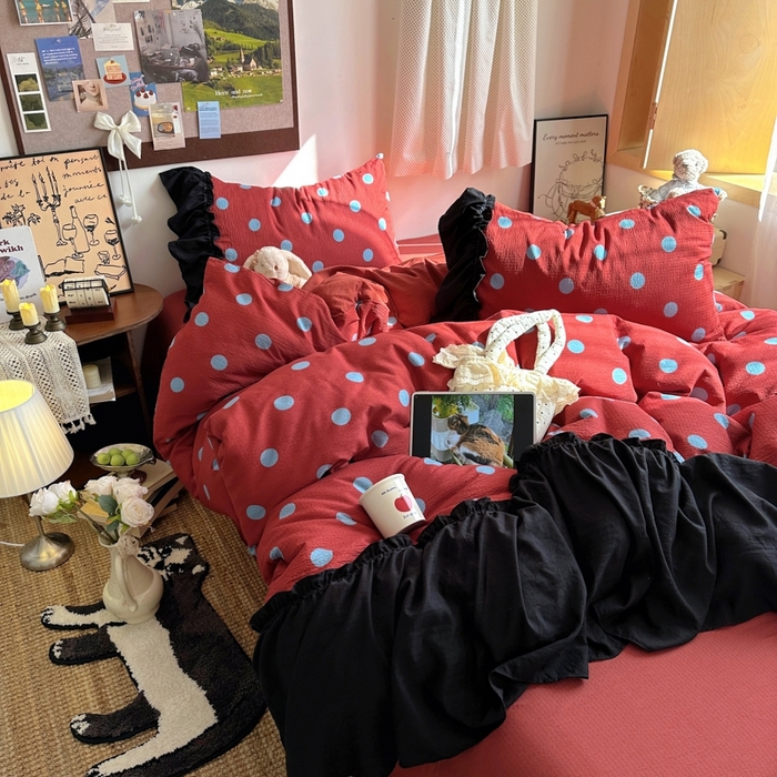 91家纺网 家纺一手货源 找家纺 阿曼达 2025新款韩系法式慵懒氛围感印花泡芙花边四件套（专版花型） 樱花泡芙-红