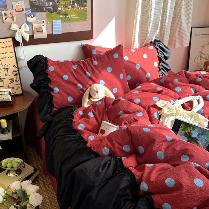 91家纺网 家纺一手货源 找家纺 阿曼达 2025新款韩系法式慵懒氛围感印花泡芙花边四件套（专版花型） 樱花泡芙-红