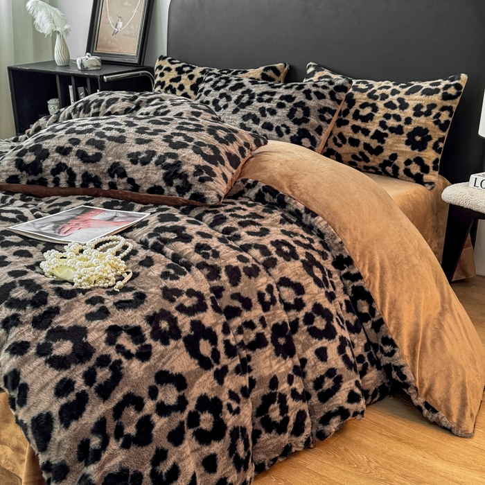 91家纺网 家纺一手货源 找家纺 乐窝家纺仓储 2025新款加厚保暖兔毛绒牛奶绒单品枕套单件枕头套-美拉德系列 豹纹灰