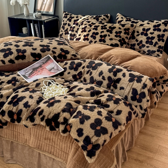 91家纺网 家纺一手货源 找家纺 乐窝家纺仓储 2025新款加厚保暖兔毛绒牛奶绒单品枕套单件枕头套-美拉德系列 蝶舞