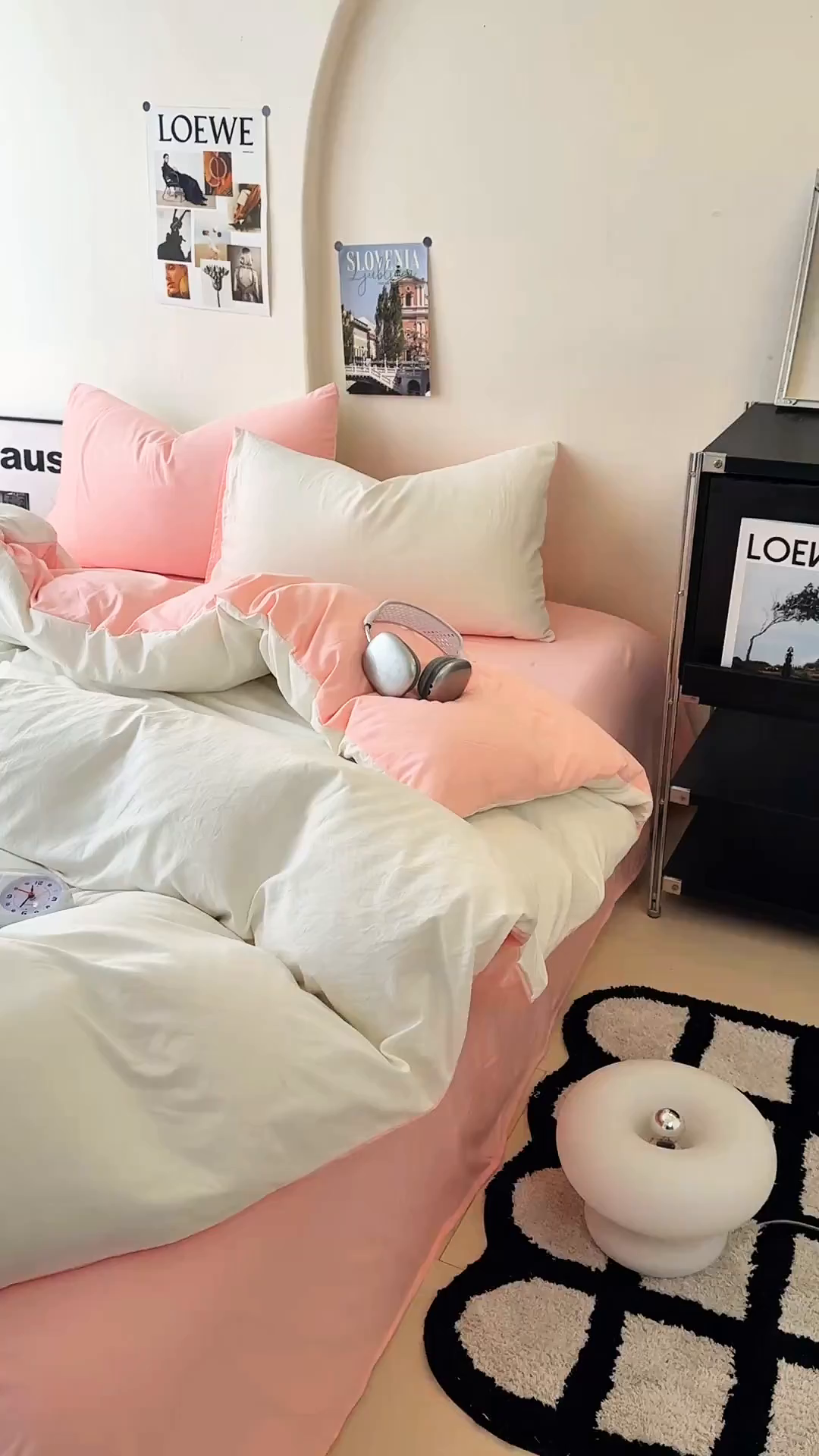 91家纺网 家纺一手货源 找家纺 桔禾家纺 2025新款ins风纯色水洗棉四件套双拼水洗棉学生三件套四件套 月白水粉