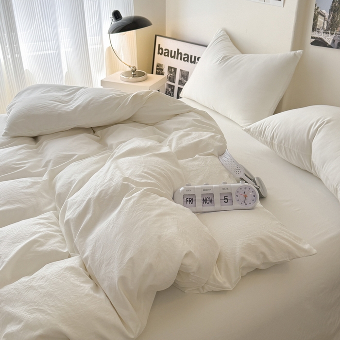 91家纺网 家纺一手货源 找家纺 桔禾家纺 2025新款ins风纯色水洗棉四件套双拼水洗棉学生三件套四件套 月光白