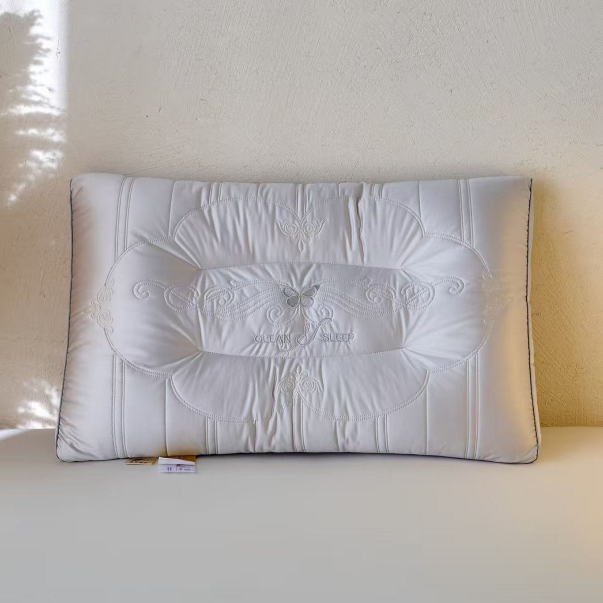 91家纺网 家纺一手货源 找家纺 （总）剑桥枕业 2025新款冰丝绸定型羽丝枕芯 剑桥枕业新品高度款式好枕头