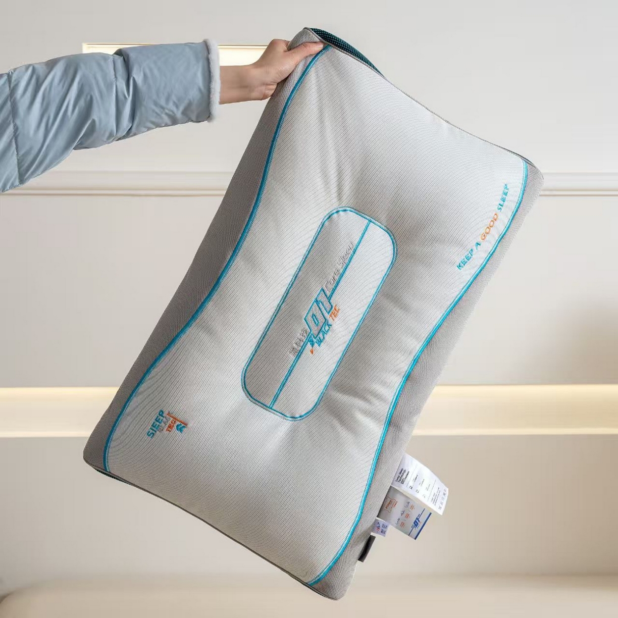 91家纺网 家纺一手货源 找家纺 （总）剑桥枕业 2025新款黑科技牵引羽丝定型枕芯 剑桥枕业新品促销款式枕头