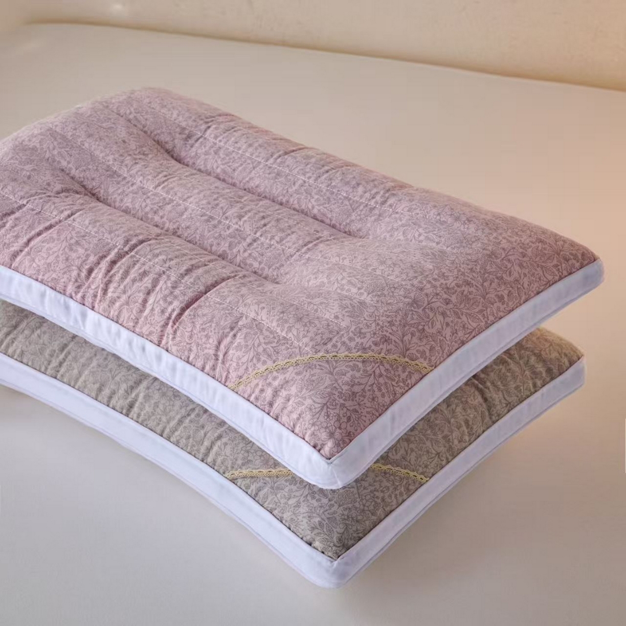 91家纺网 家纺一手货源 找家纺 （总）2025新款印花12味助眠安神羽丝定型枕芯 剑桥枕业新品促销款式枕头