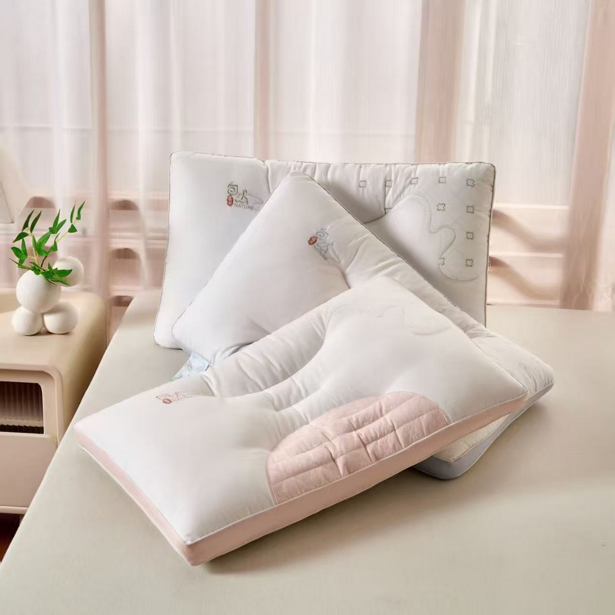 91家纺网 家纺一手货源 找家纺 （总）剑桥枕业 2025新款自然好梦羽丝定型枕芯 剑桥枕业新品促销款式枕头