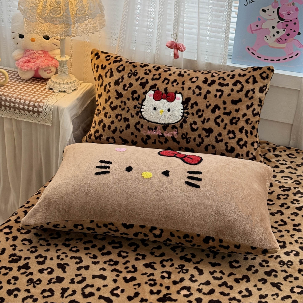 91家纺网 家纺一手货源 找家纺 徕米家居 2025新款卡通毛巾绣绣花牛奶绒四件套-豹纹猫咪系列 豹纹猫-咖 