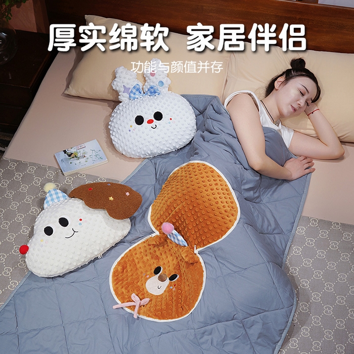 91家纺网 家纺一手货源 找家纺 仟亿莱 2025新款泡泡绒大头系列抱枕被 大头长耳狗