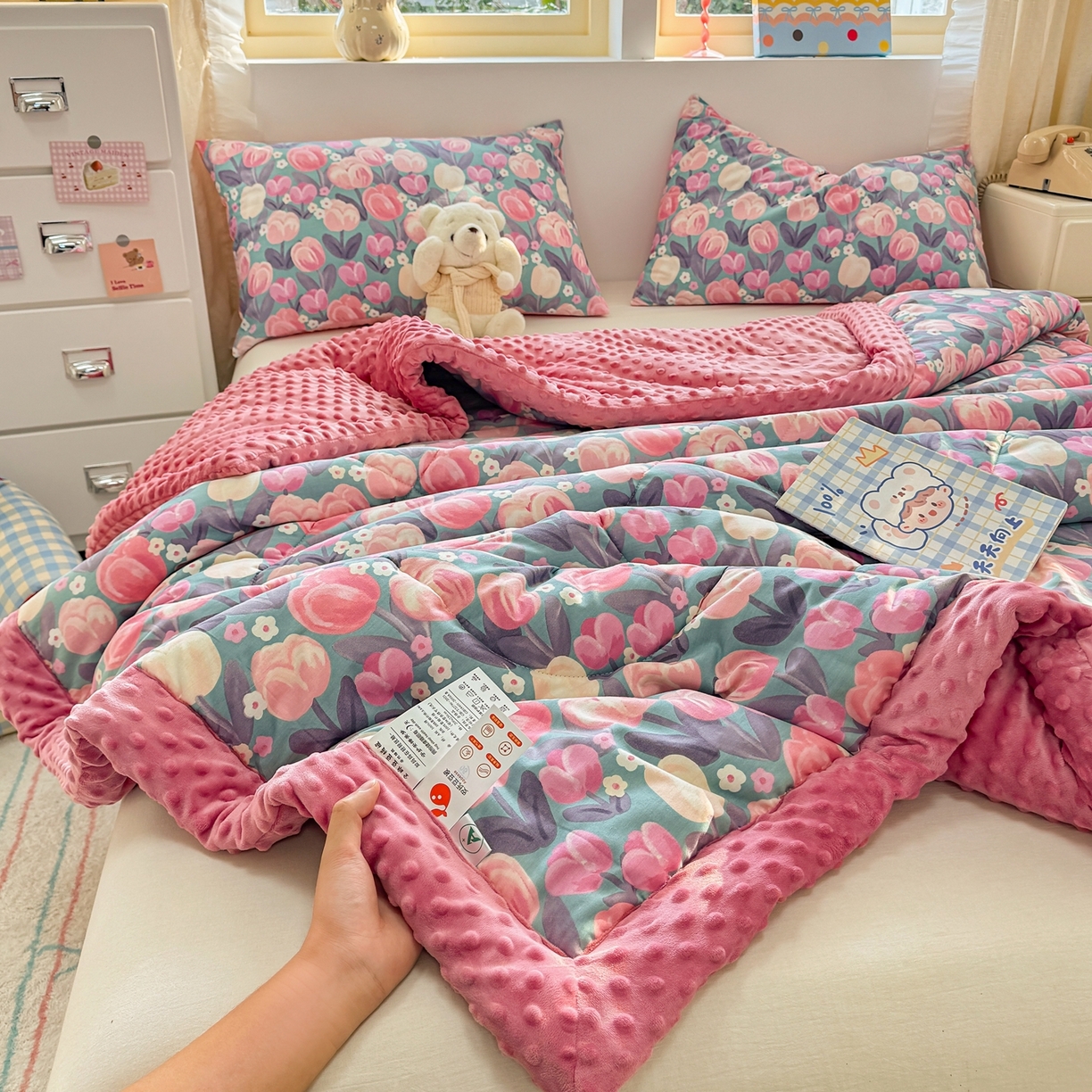 91家纺网 家纺一手货源 找家纺 黛妮雅2025新款全棉豆豆绒春秋被学生单双人被子被芯冬被（提供买家秀）花香丽影