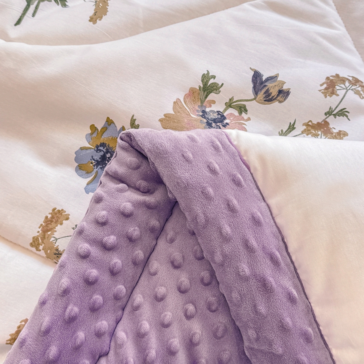 91家纺网 家纺一手货源 找家纺 黛妮雅2025新款全棉豆豆绒春秋被学生单双人被子被芯冬被（提供买家秀）陌上花开