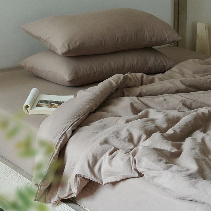 91家纺网 家纺一手货源 找家纺 子和家居 2025新款80支高密全棉双层纱四件套-云憩 云憩-麦芽糖