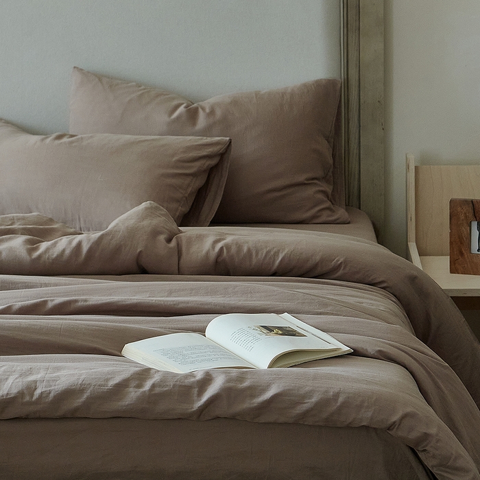 91家纺网 家纺一手货源 找家纺 子和家居 2025新款80支高密全棉双层纱四件套-云憩 云憩-麦芽糖