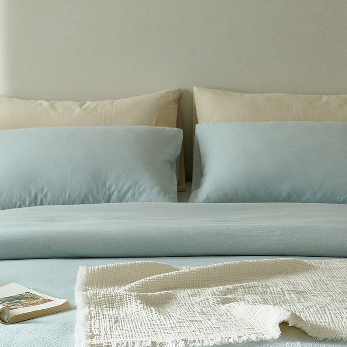 91家纺网 家纺一手货源 找家纺 子和家居 2025新款80支高密全棉双层纱四件套-云憩 云憩-烟灰蓝