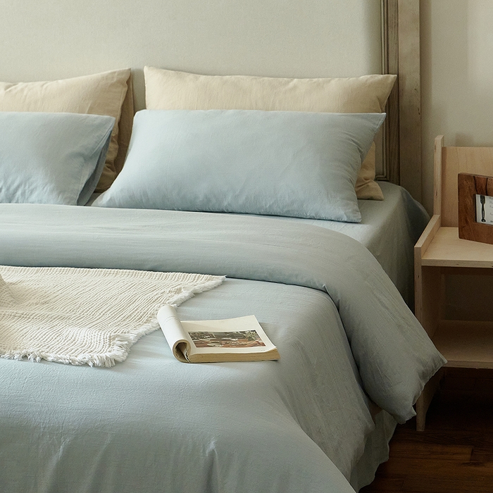 91家纺网 家纺一手货源 找家纺 子和家居 2025新款80支高密全棉双层纱四件套-云憩 云憩-烟灰蓝