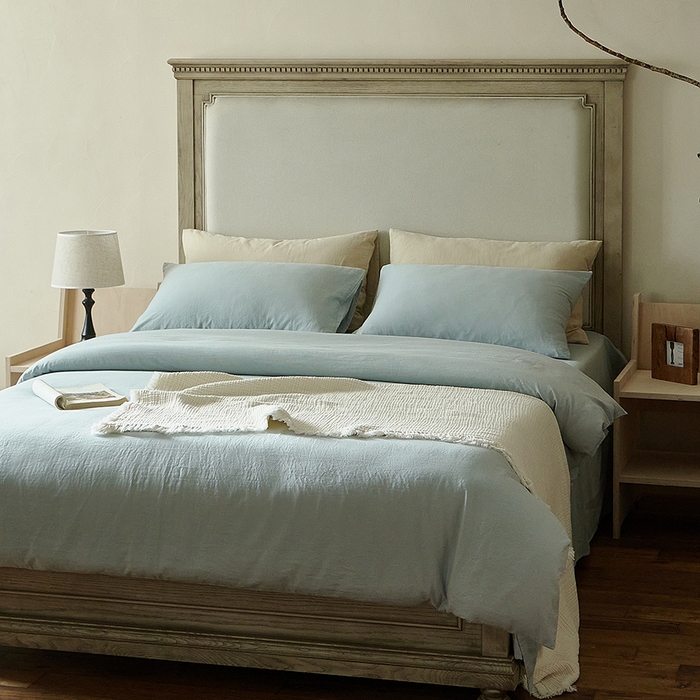 91家纺网 家纺一手货源 找家纺 子和家居 2025新款80支高密全棉双层纱四件套-云憩 云憩-烟灰蓝