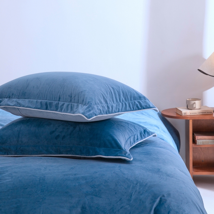 91家纺网 家纺一手货源 找家纺 安力森/诚臻酒店用品 2025新款麻绳婴儿绒四件套 秋冬加厚亲肤保暖卧室床品套件（280克） 雾兰-浅蓝