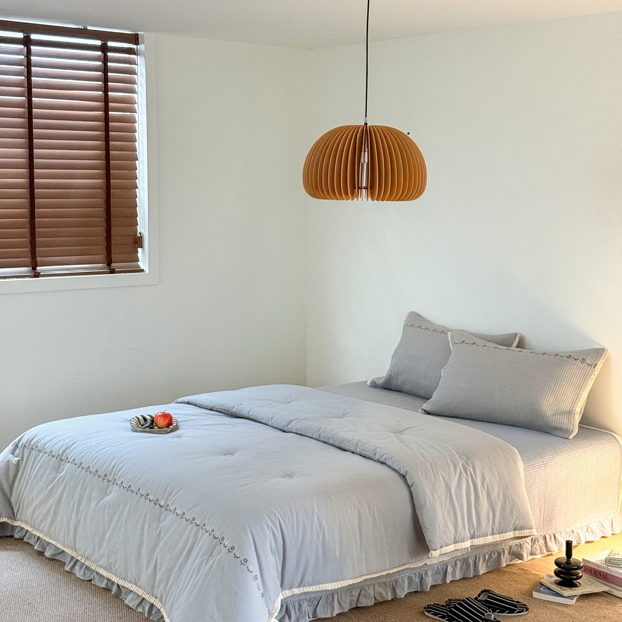 91家纺网 家纺一手货源 找家纺 汇庭 2025秋冬新款花田小趣床盖三件套+花研春秋被 春秋-花研蓝