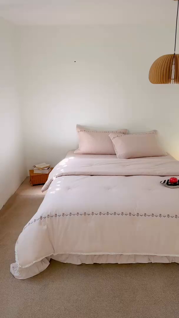 91家纺网 家纺一手货源 找家纺 汇庭 2025秋冬新款花田小趣床盖三件套+花研春秋被 春秋-花研粉