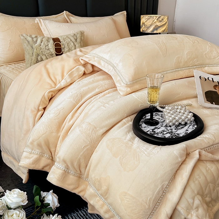 91家纺网 家纺一手货源 找家纺 （总）妮恒美家纺 2025新款10斤床盖款牛奶绒四件套（控价最低价不得低于198）