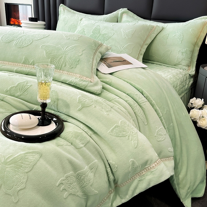 91家纺网 家纺一手货源 找家纺 妮恒美家纺 2025新款10斤床盖款牛奶绒四件套（控价最低价不得低于198） 床盖款-薄荷绿