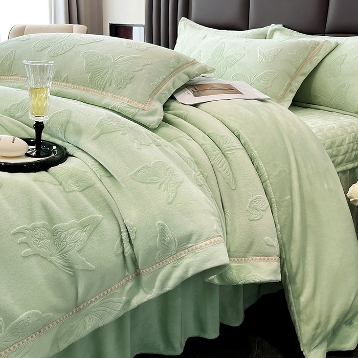 91家纺网 家纺一手货源 找家纺 妮恒美家纺 2025新款10斤床盖款牛奶绒四件套（控价最低价不得低于198） 床盖款-薄荷绿