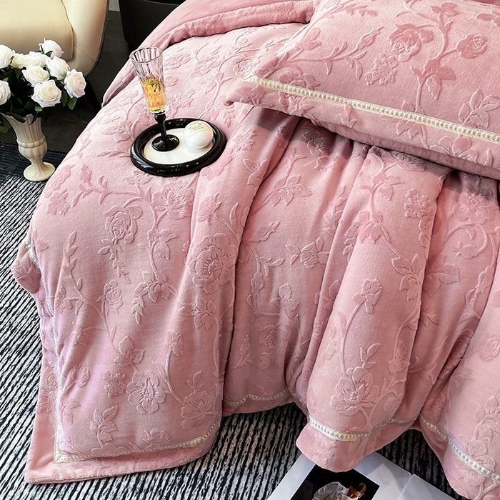 91家纺网 家纺一手货源 找家纺 妮恒美家纺 2025新款10斤床盖款牛奶绒四件套（控价最低价不得低于198） 床盖款-豆沙