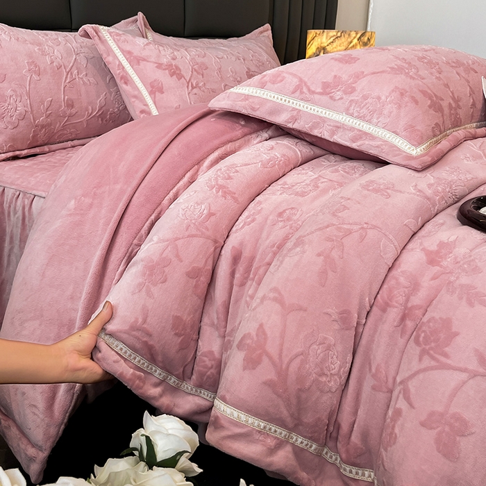 91家纺网 家纺一手货源 找家纺 妮恒美家纺 2025新款10斤床盖款牛奶绒四件套（控价最低价不得低于198） 床盖款-豆沙