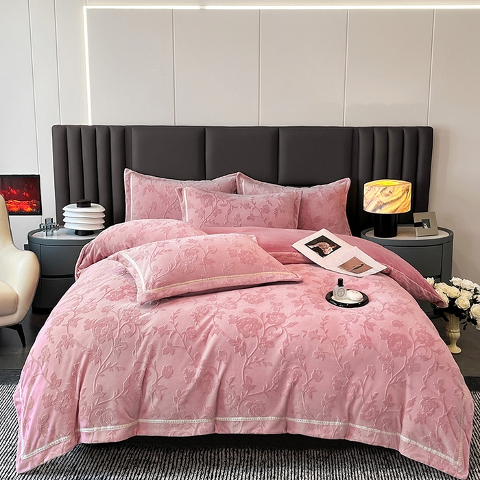 91家纺网 家纺一手货源 找家纺 妮恒美家纺 2025新款10斤床盖款牛奶绒四件套（控价最低价不得低于198） 床盖款-豆沙