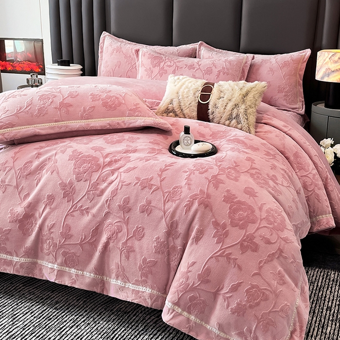 91家纺网 家纺一手货源 找家纺 妮恒美家纺 2025新款10斤床盖款牛奶绒四件套（控价最低价不得低于198） 床盖款-豆沙