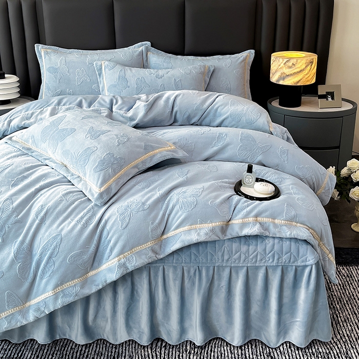 91家纺网 家纺一手货源 找家纺 妮恒美家纺 2025新款10斤床盖款牛奶绒四件套（控价最低价不得低于198） 床盖款-海蓝灰
