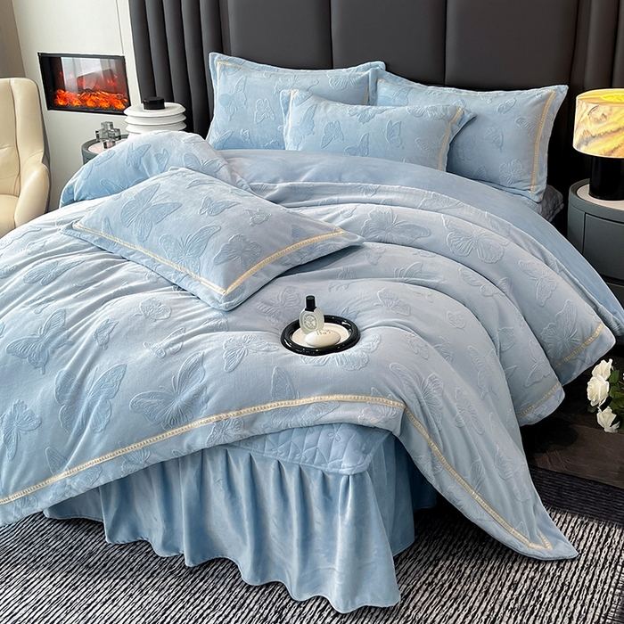 91家纺网 家纺一手货源 找家纺 妮恒美家纺 2025新款10斤床盖款牛奶绒四件套（控价最低价不得低于198） 床盖款-海蓝灰