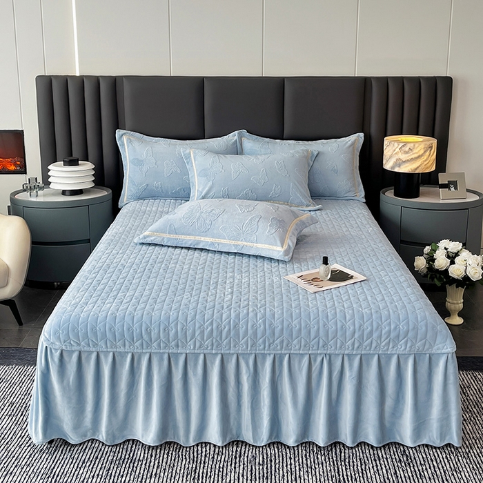 91家纺网 家纺一手货源 找家纺 妮恒美家纺 2025新款10斤床盖款牛奶绒四件套（控价最低价不得低于198） 床盖款-海蓝灰