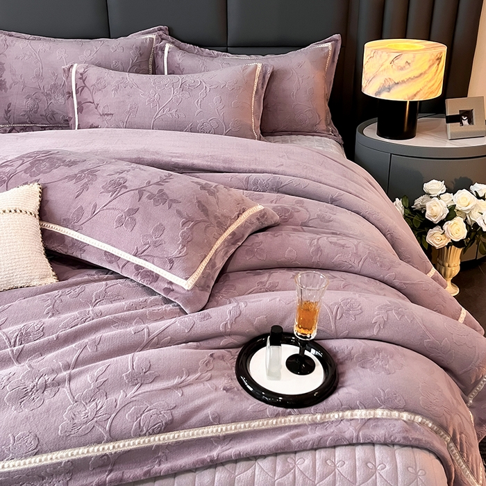 91家纺网 家纺一手货源 找家纺 妮恒美家纺 2025新款10斤床盖款牛奶绒四件套（控价最低价不得低于198） 床盖款-玫瑰紫