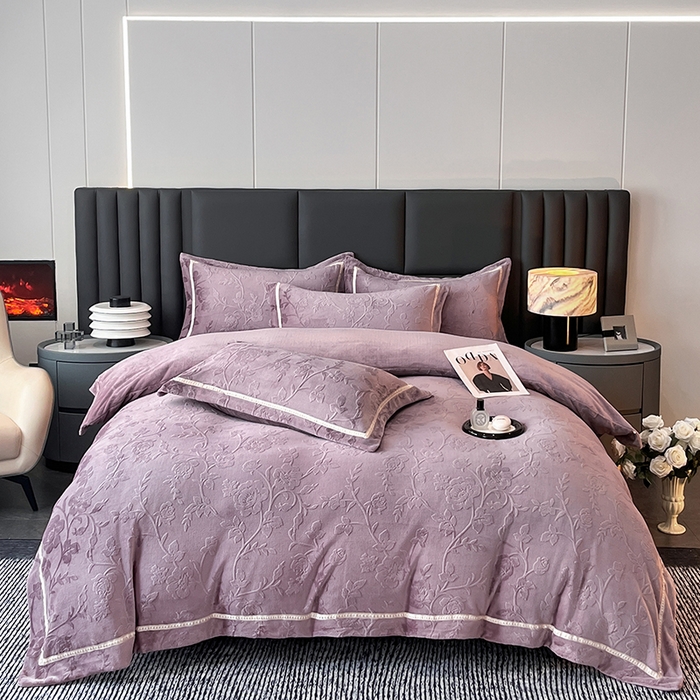 91家纺网 家纺一手货源 找家纺 妮恒美家纺 2025新款10斤床盖款牛奶绒四件套（控价最低价不得低于198） 床盖款-玫瑰紫
