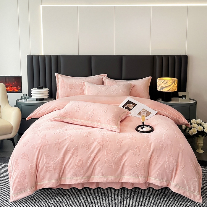 91家纺网 家纺一手货源 找家纺 妮恒美家纺 2025新款10斤床盖款牛奶绒四件套（控价最低价不得低于198） 床盖款-暖心玉