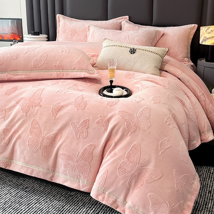 91家纺网 家纺一手货源 找家纺 妮恒美家纺 2025新款10斤床盖款牛奶绒四件套（控价最低价不得低于198） 床盖款-暖心玉