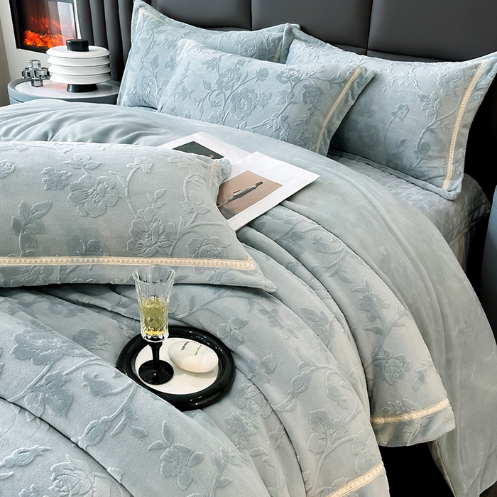 妮恒美家纺 2025新款10斤床盖款牛奶绒四件套（控价最低价不得低于198） 床盖款-浅灰绿