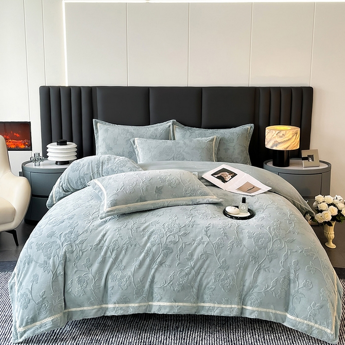 91家纺网 家纺一手货源 找家纺 妮恒美家纺 2025新款10斤床盖款牛奶绒四件套（控价最低价不得低于198） 床盖款-浅灰绿